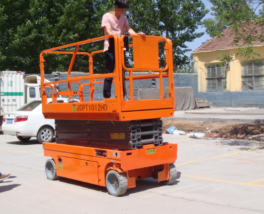 铜鼓移动式升降平台规格与使用规范